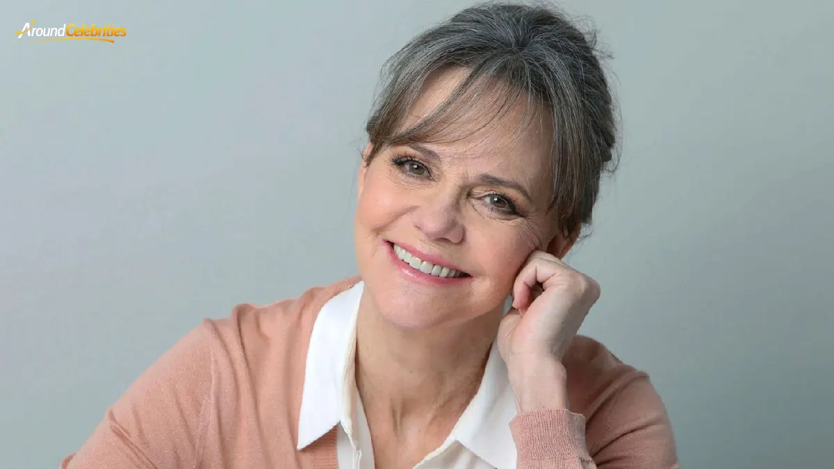 Sally Field's life after the divorce
